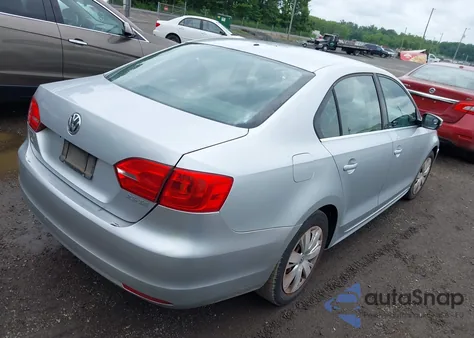 2013 Volkswagen Jetta 2.5L Se z USA, uszkodzony, nr VIN 3VWDP7AJ3DM220813